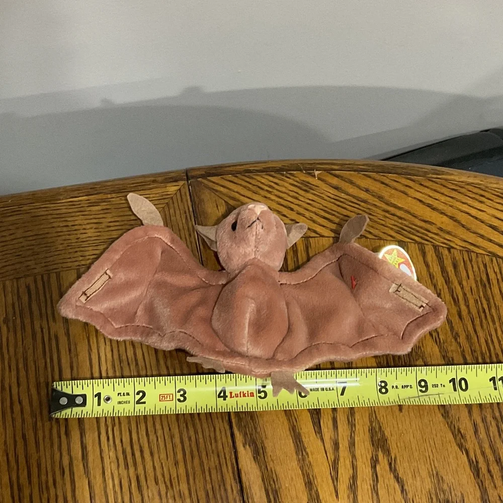 Ty Beanie Babies Bat Plush “BATTY” Halloween gift or decoration